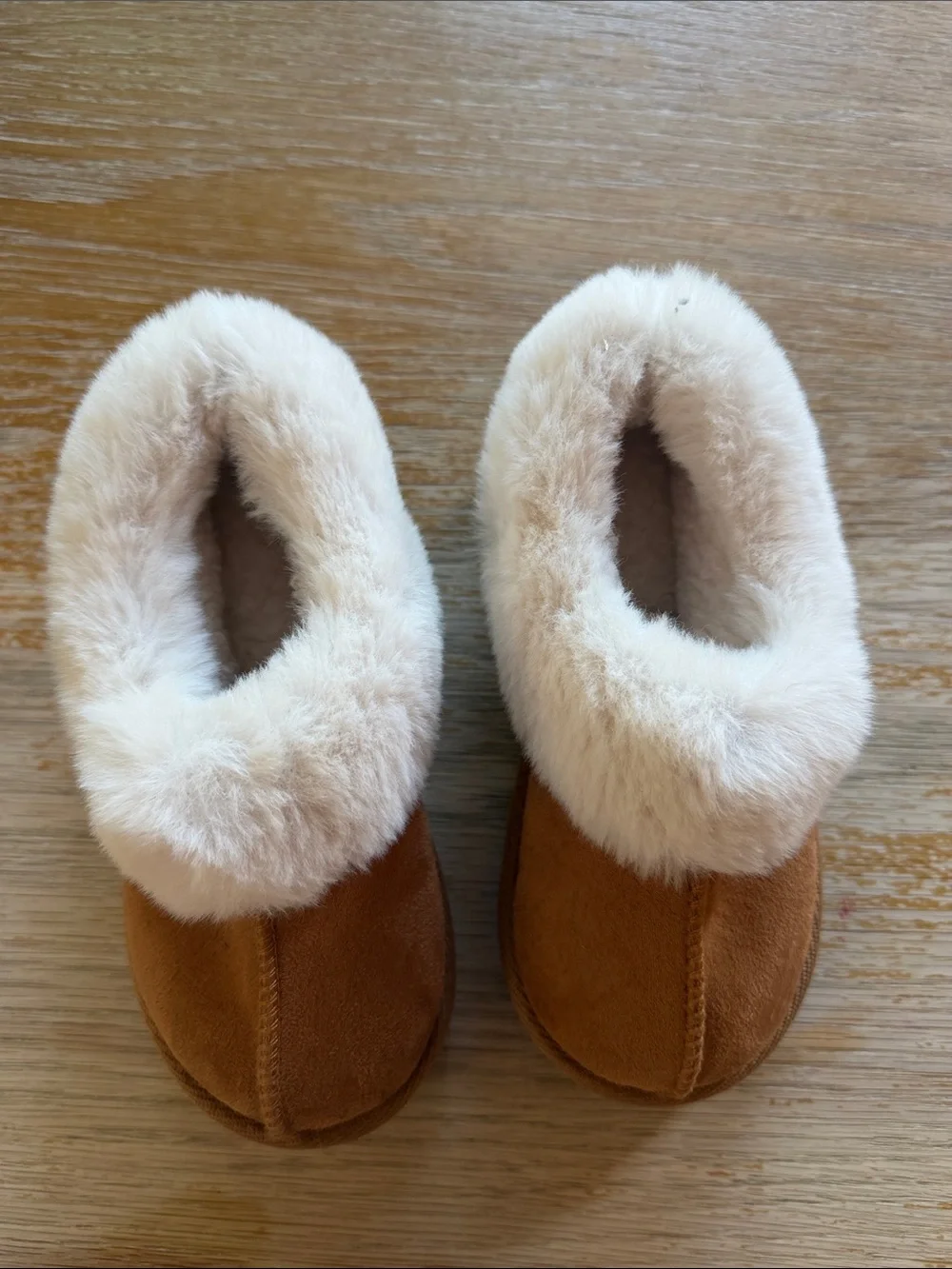 wonder nation Kids Chestnut Slip-On Faux-Shearling Cuff Slippers